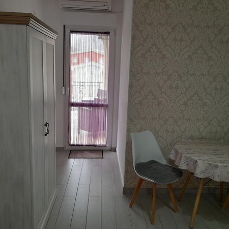 Apartments Aleksic 巴尔 外观 照片